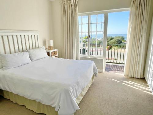 8 Settler Sands Beachfront Accommodation Sea View Port Alfred