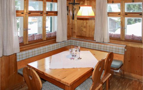 Beautiful Home In Wald Am Arlberg With Wi-fi