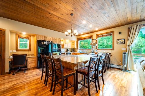 Konyha, Whiteface Mountain Chalet in Wilmington