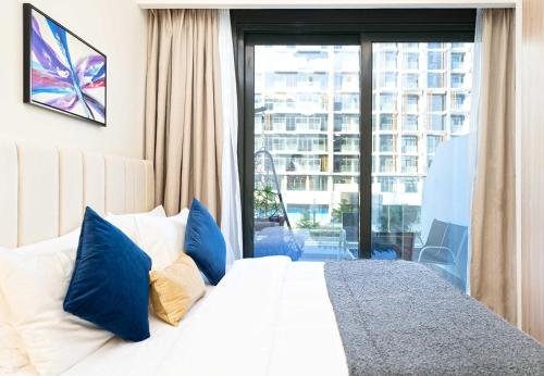 EasyGo - Azizi Riviera 14 Studio Blvd View - image 7