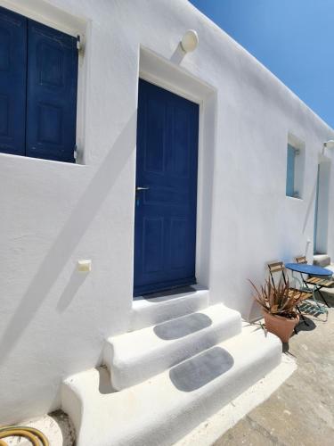 Hotel Kastelakia Mykonos Room Type - Triple Room