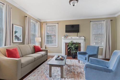Mins to Zoo - Capitol Heights Hideaway in Montgomery, USA