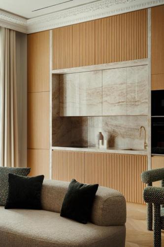 Luxurious  Newly Refurbished Apartment - Champs Elysees - main image