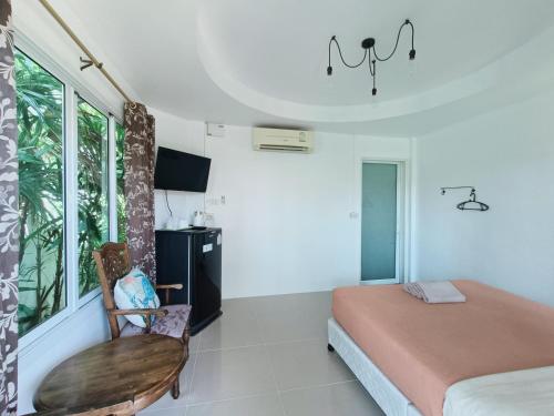 Just Sleep by Thongtalay Koh Larn, Ko Larn (foto 5)