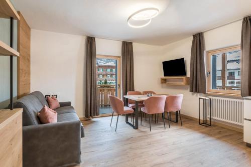 Two-Bedroom Superior Apartment