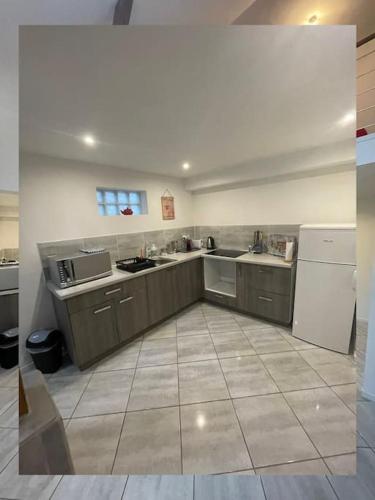 Le Convivial Climatisé Internet (Le Convivial Climatise Internet) in Joigny