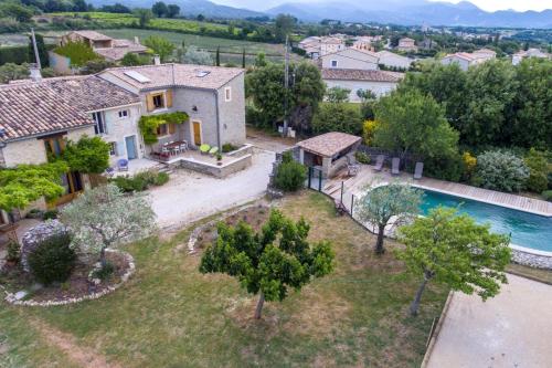 Les Lavandins gîte à louer Taulignan