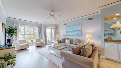5502 Hampton Place South - image 2