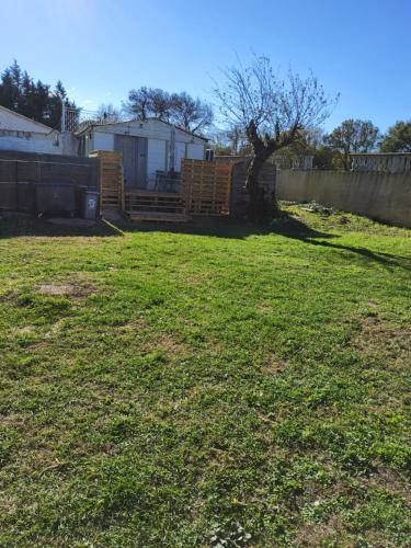 Appartement avec terrain - Location saisonnière - Pézenas