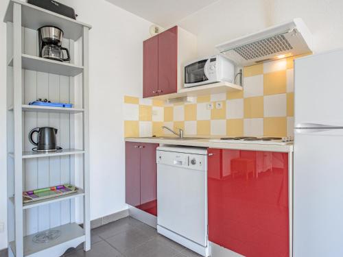 2 bedrooms, 4 beds