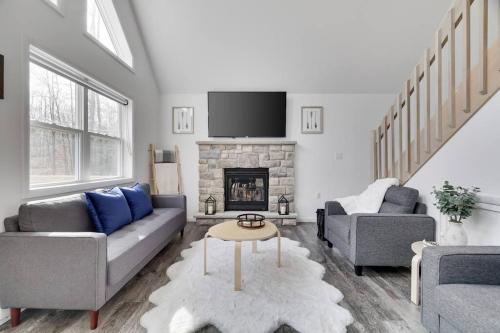 *Dog Friendly* Poconos Arrowhead Lake Cozy Haven Chalet in Thornhurst, Vereinigte Staaten von Amerika