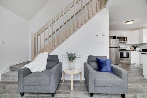 *Dog Friendly* Poconos Arrowhead Lake Cozy Haven Chalet in Thornhurst, USA