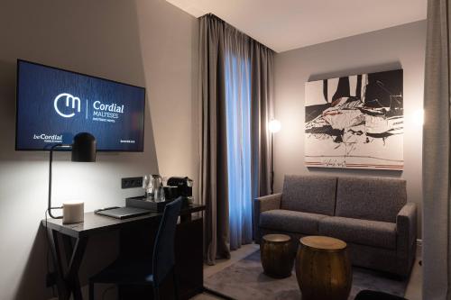 Triple Room image 3