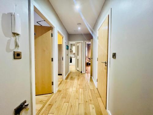 Lovely 3 Dbl Bed (sleeps upto 6) close to centre., Manchester (photo 5)