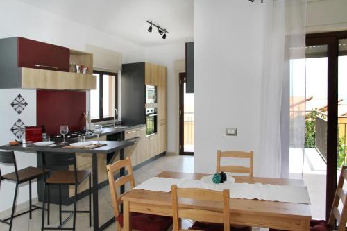  Smart House: Sea View & Gym, Unterkunft in Santo Stefano di Camastra