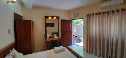 Kandy Bliss Lounge - image 3