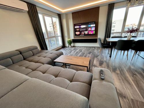 Two bedroom designer apartment, free automatic door garage - Apartment - Pazardzhik