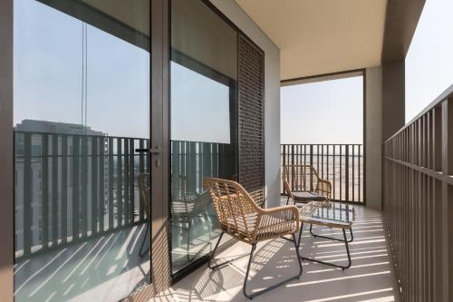 Creek Beach Roomy 3BR + terrace - image 14