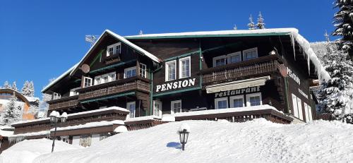 Pension Švýcarský dům Špindlerův Mlýn (Pension Svycarsky dum Spindleruv Mlyn) in Spindleruv Mlyn