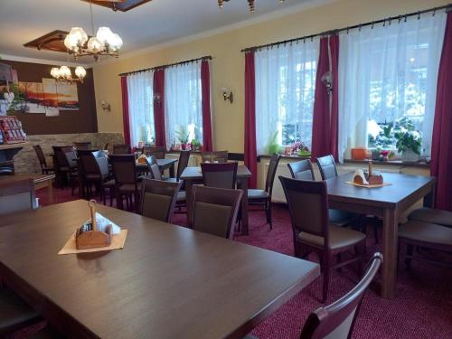 Pension Švýcarský dům Špindlerův Mlýn (Pension Svycarsky dum Spindleruv Mlyn) in Spindleruv Mlyn
