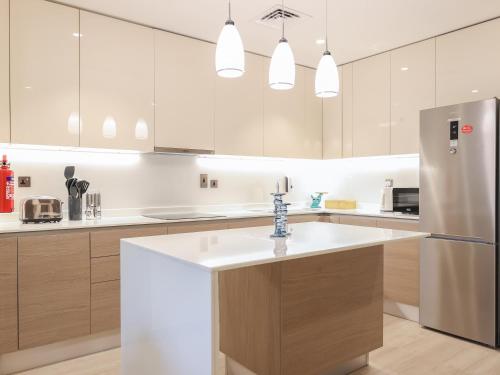 Elite LUX Holiday Homes - Enchanting One Bedroom Apartment in Arjan, Dubai, Dubai (photo 8)
