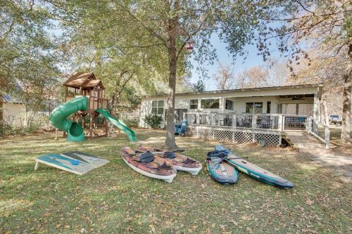 Charming Retreat with Dock on Cedar Creek Reservoir in Gun Barrel City, USA