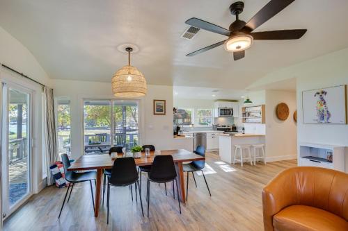 Charming Retreat with Dock on Cedar Creek Reservoir in Gun Barrel City, USA