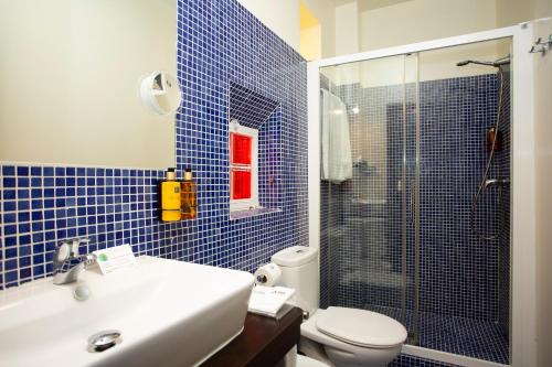 Double Room image 1
