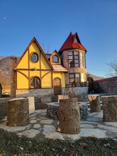 Fairytale Land - Heated pool – khách sạn tại Gabala