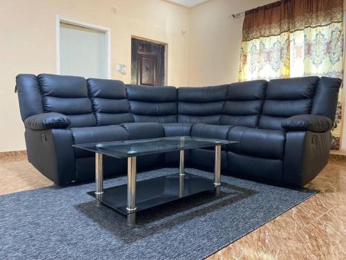 Saffy Guest House in Yundum