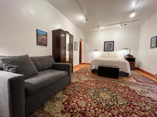 Inn at Creek Street