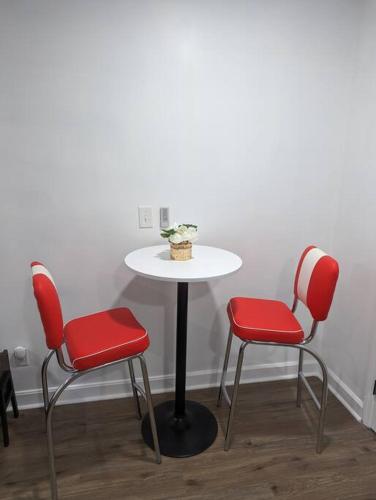 Newly Renovated Studio - Close to WakeMed Raleigh thumb 4