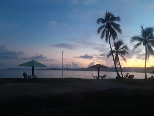 Ocean Breeze Hotel & Restaurant in Dessalines