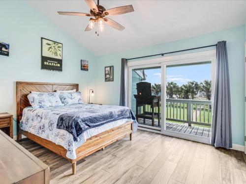 設施, Bayfront Kontiki 704 in 富爾頓