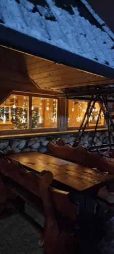 Karczma Mikuda - Sauna Basen Jacuzzi z widokiem na góry - Kuligi - Parking – Zakopane, IA