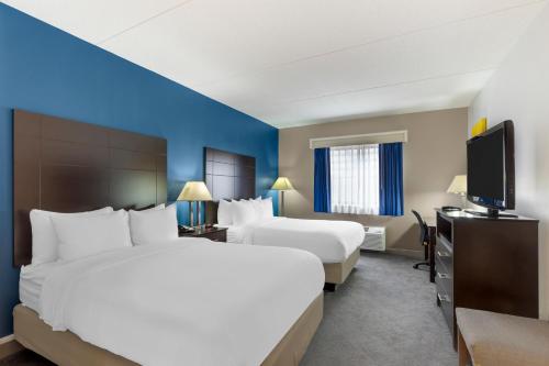 Comfort Inn & Suites Mundelein-Vernon Hills