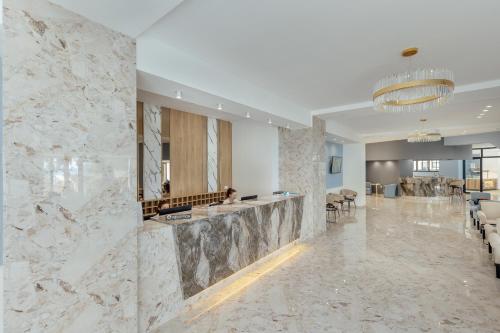 大堂, Depadans Hotela TALIA in 新海爾采格