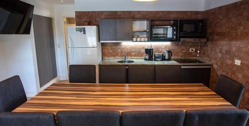 Three-Bedroom Apartment image 3