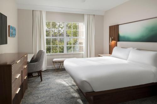 Marriott Lakeshore Reserve - image 12