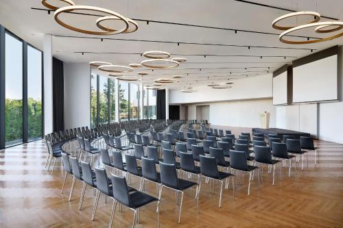 Sheraton Milan San Siro - image 11