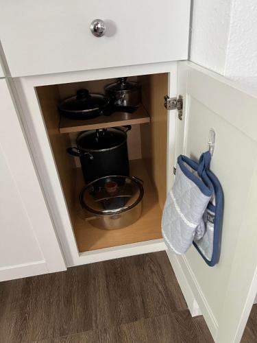 Cozy private studio w/own yard - 3mi from Beach