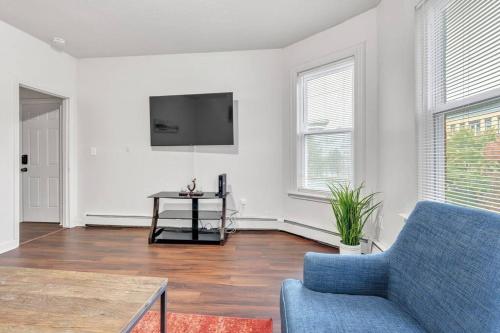 Frog Hollow Red Door Loft in Hartford, USA