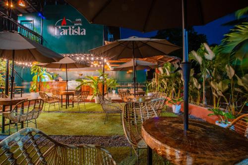 Exterior view, LArtista Hostel near Robinsons Place Mall Palawan