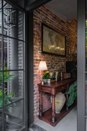 Entrance, The Chum Boutique near Redemptorist Church