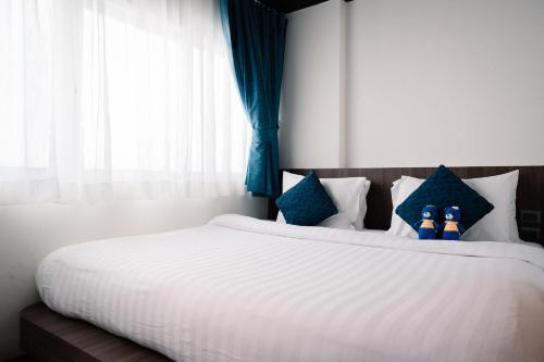 BearPacker Patong Hostel Room Type - Standard King Room