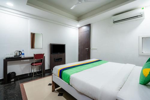 Superior Double Room image 8