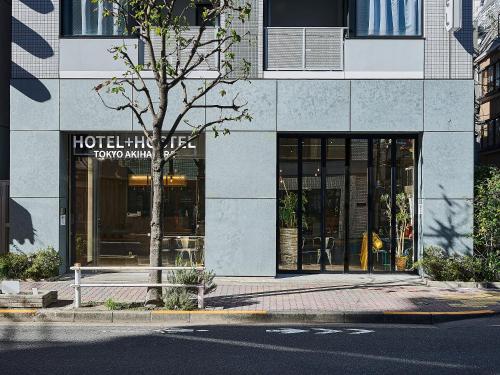 Hotellet från utsidan, Hotel Plus Hostel TOKYO AKIHABARA in Akihabara