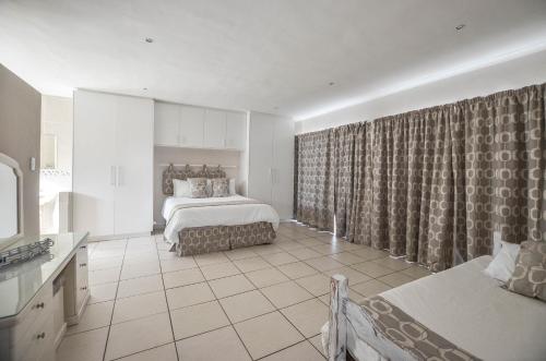 9 on Dolfyn, Yzerfontein (foto 6)