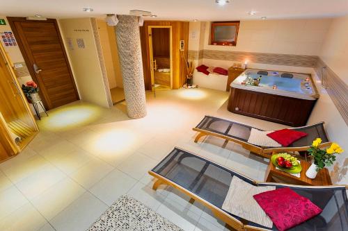 Villa Aina boutique hotel  in Ласко