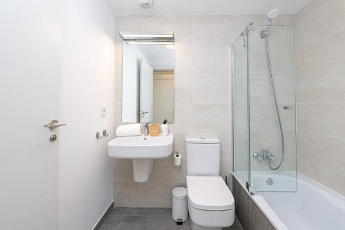 Three-Bedroom Apartment image 6